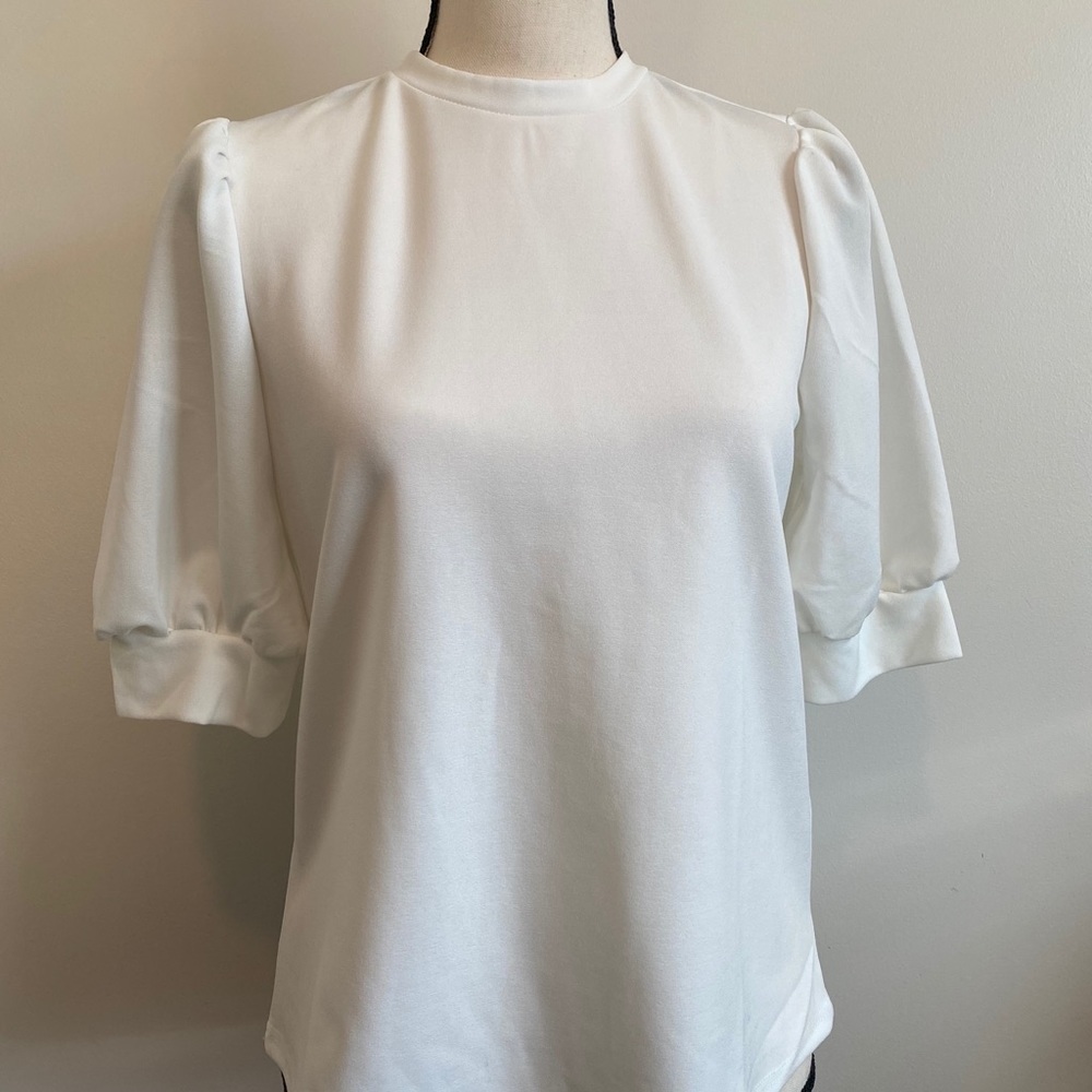 🌸 SALE 5 for $25 🌸 White Balloon Sleeve Business Shirt Small